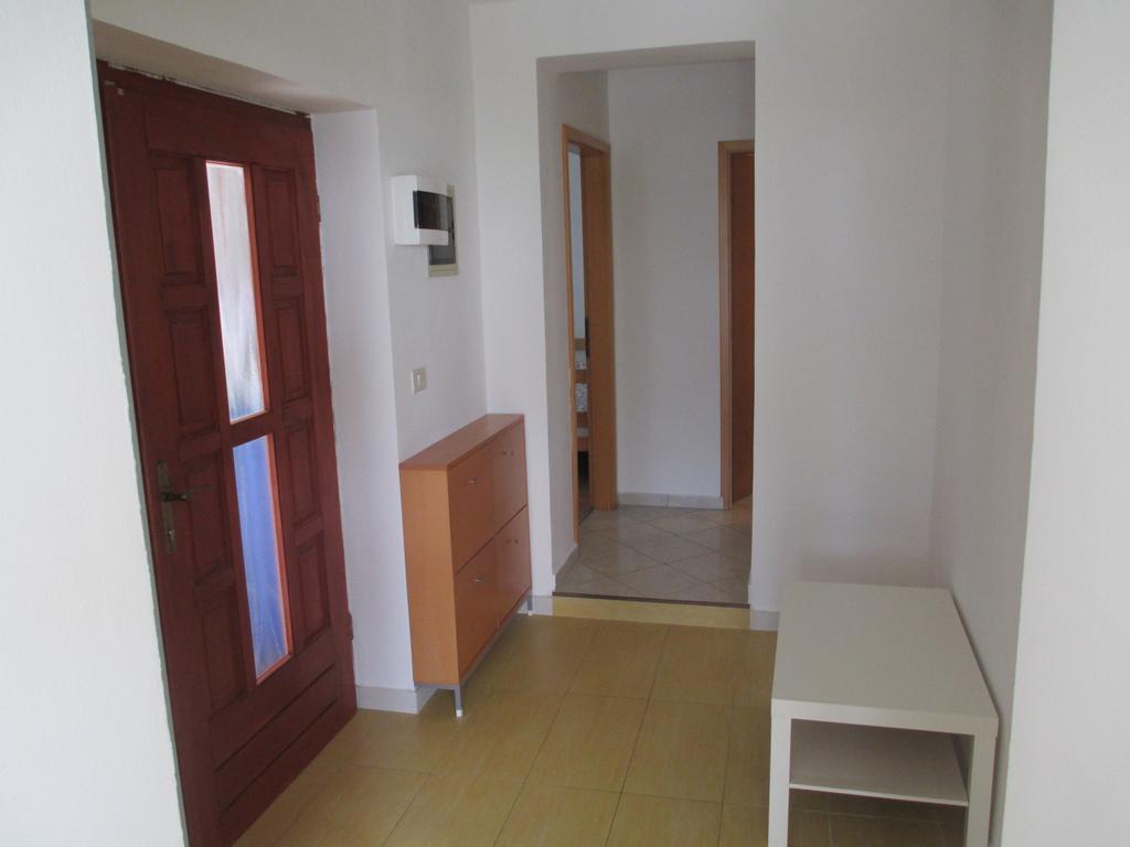 Apartment Rubin ไพราน ภายนอก รูปภาพ