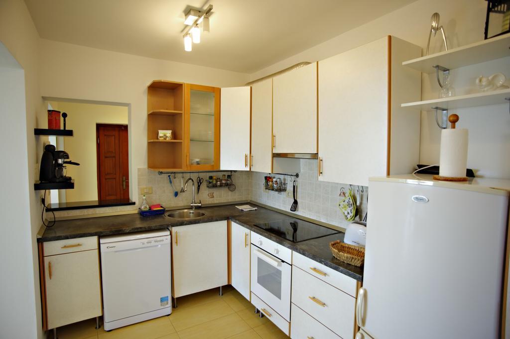 Apartment Rubin ไพราน ภายนอก รูปภาพ